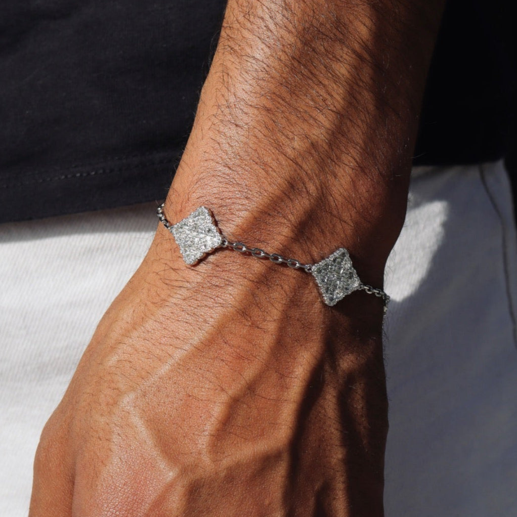 VALORSKI® Iced Clover Bracelet